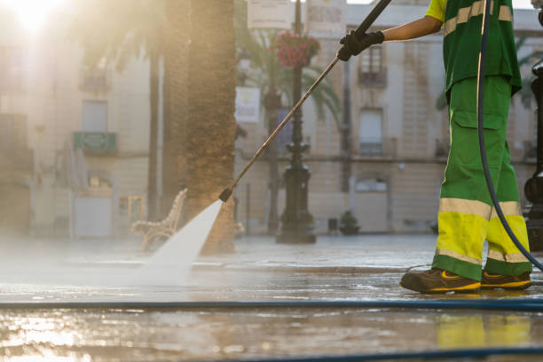 Best Animal Enclosure Cleaning  in Linden, NJ